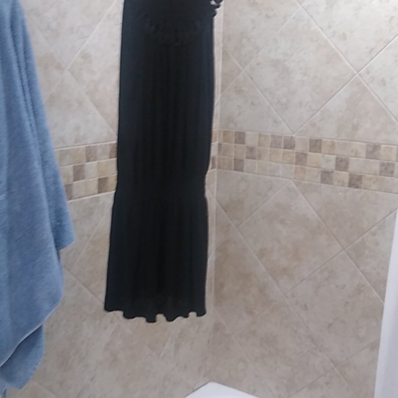 BCBG DRESS SIZE SMALL BLACK - Picture 2 of 3